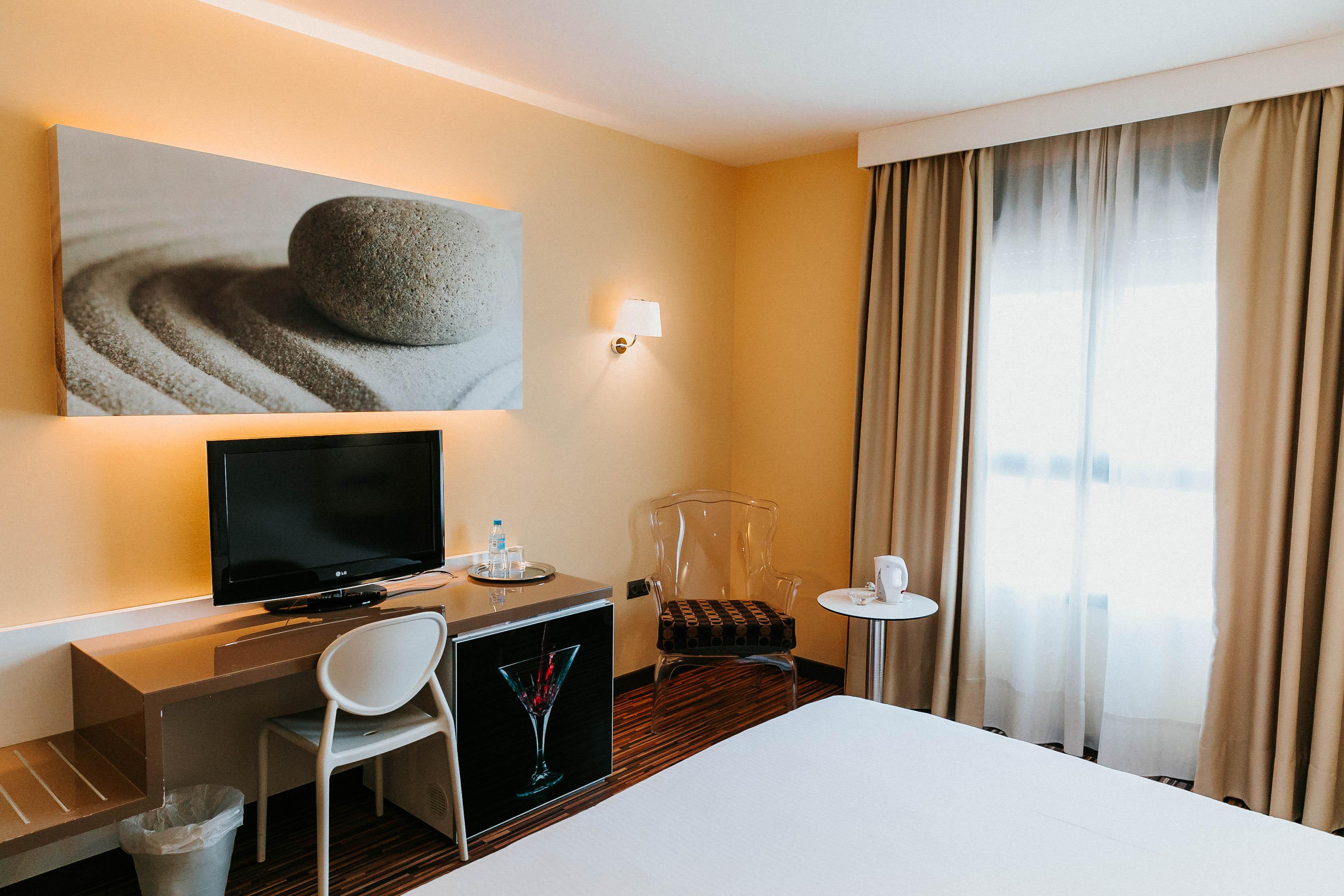 Hotel Malaga Nostrum Airport Εξωτερικό φωτογραφία